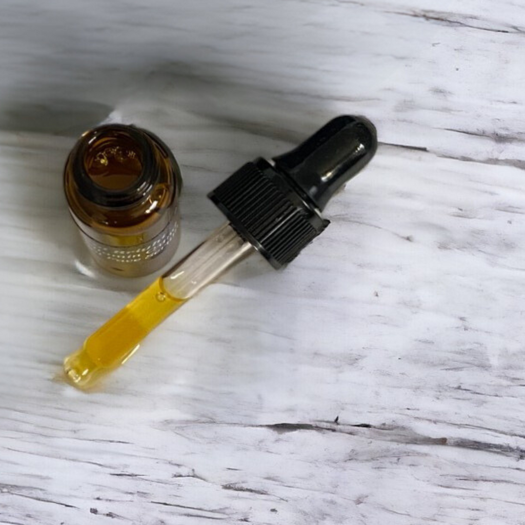 Tight & Bright – Phyto-Retinol & Vitamin C Anti-Aging Face Serum